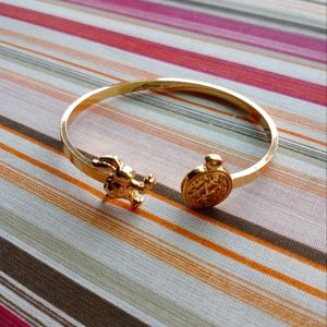 Disney Alice in Wonderland White Rabbit Gold Bangle